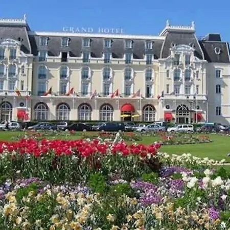 Bel En Plein Centre De *